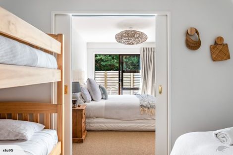 Photo of property in 225 Rosetta Road, Raumati South, Paraparaumu, 5032