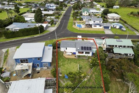 Photo of property in 1 Farm Road, Waihi Beach, 3611