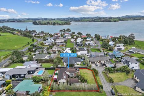 Photo of property in 5 Goble Road, Clarks Beach, Pukekohe, 2679