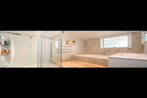 Photo of property in 21 Bellfield Road, Opaheke, Papakura, 2113