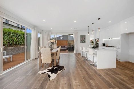 Photo of property in 18 Parkview Drive, Gulf Harbour, Whangaparaoa, 0930