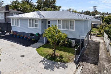 Photo of property in 103 Union Road, Howick, Auckland, 2014
