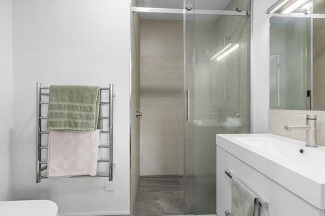 Photo of property in 16 Bee Lane, Whitby, Porirua, 5024