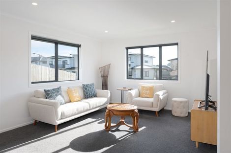 Photo of property in 19 Maanihi Drive, Rototuna North, Hamilton, 3210