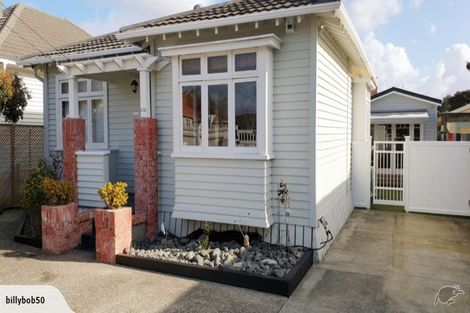 Photo of property in 276 Point Chevalier Road, Point Chevalier, Auckland, 1022