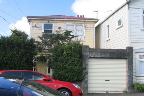 Photo of property in 11 Home Street, Mount Victoria, Wellington, 6011