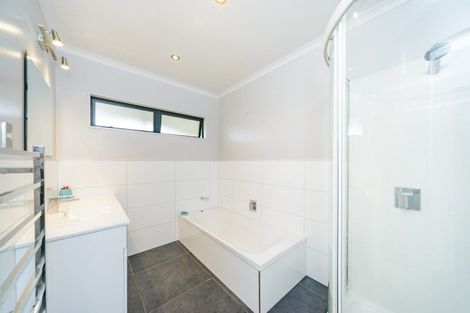 Photo of property in 6 Akers Road, Linton, Palmerston North, 4472