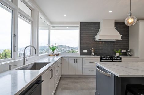 Photo of property in 93 Jubilee Road, Khandallah, Wellington, 6035