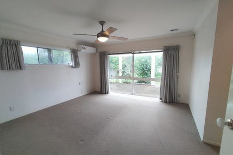Photo of property in 20 Carriage Close, Northpark, Auckland, 2013