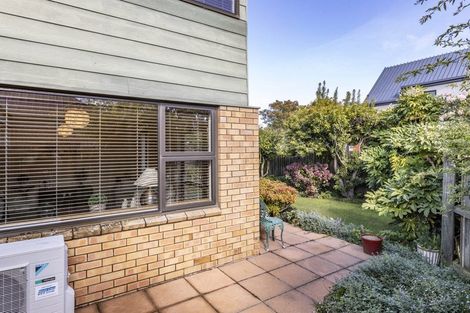 Photo of property in 2/4 Gatonby Place, Avonhead, Christchurch, 8042