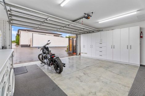 Photo of property in 187a Wallace Road, Mangere Bridge, Auckland, 2022