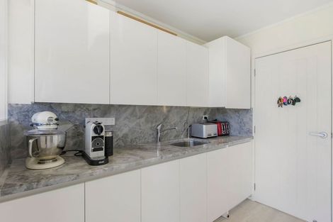 Photo of property in 5 Totara Road, Whenuapai, Auckland, 0618