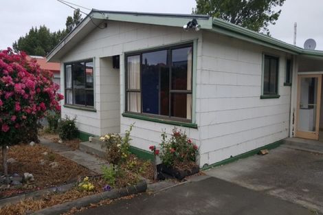 Photo of property in 23 Cambridge Street, Kensington, Timaru, 7910