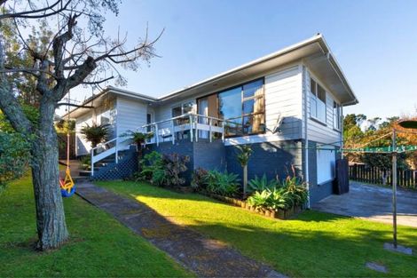 Photo of property in 17a Te Anau Place, Pakuranga Heights, Auckland, 2010