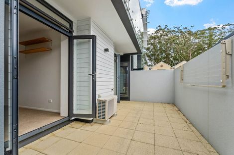 Photo of property in 7c Botanical Drive, Silverdale, 0932