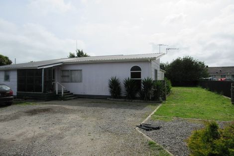 Photo of property in 23 Dixon Avenue, Hawera, 4610