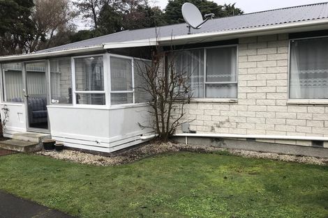 Photo of property in 2/72 Waratah Street, Avondale, Christchurch, 8061
