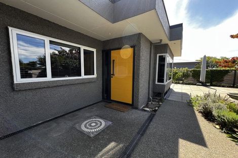 Photo of property in 2a Busby Hill, Havelock North, 4130