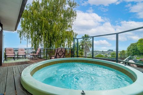 Photo of property in 51 Tosswill Road, Tahunanui, Nelson, 7011