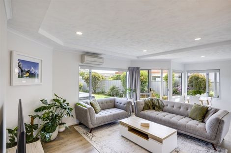 Photo of property in 6 Sloane Place, Taradale, Napier, 4112