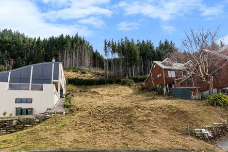 Photo of property in 9 Caples Place, Fernhill, Queenstown, 9300