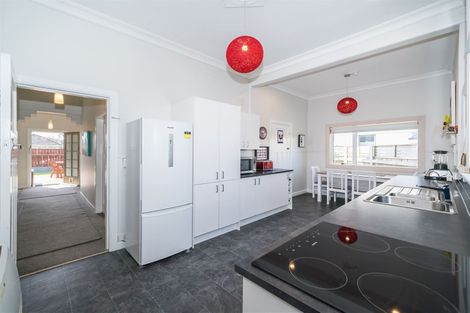 Photo of property in 26 Limbrick Street, Terrace End, Palmerston North, 4410