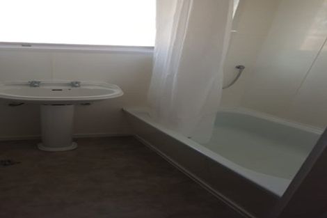 Photo of property in 6 The Square, Manor Park, Lower Hutt, 5019