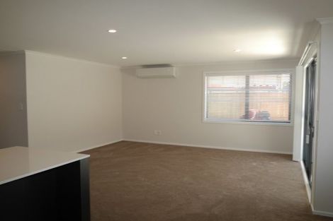 Photo of property in 25 Pohe Street, Waikanae, 5036