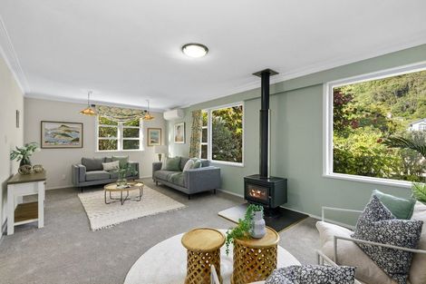 Photo of property in 343 Riverside Drive, Fairfield, Lower Hutt, 5011