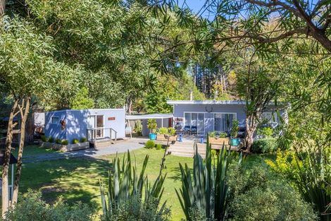 Photo of property in 12 Te Herekiekie Street, Turangi, 3334