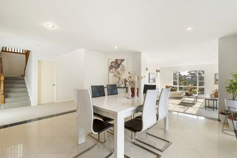 Photo of property in 6 Kittiwake Drive, Schnapper Rock, Auckland, 0632