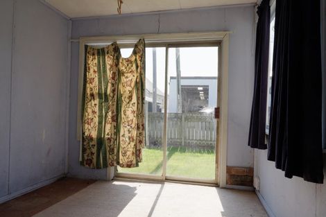 Photo of property in 19 Melbourne Street, South Dunedin, Dunedin, 9012