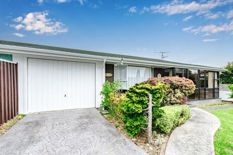 Photo of property in 19a Rewarewa Crescent, Waikanae, 5036