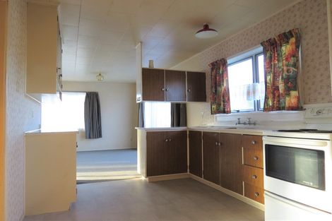 Photo of property in 43 Kirk Crescent, Kawerau, 3127