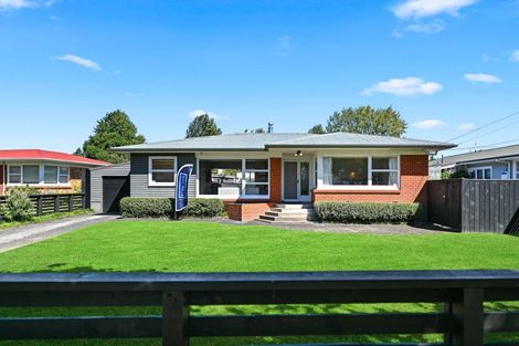 Photo of property in 15 Rutherford Street, Chedworth, Hamilton, 3210