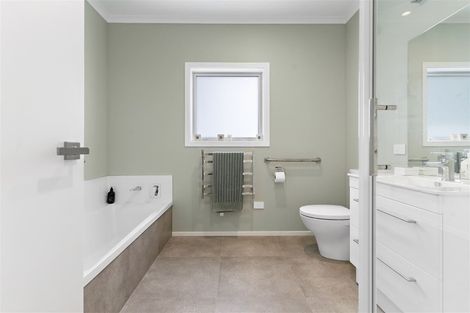 Photo of property in 672e Te Whiti Road, Te Whiti, Masterton, 5884