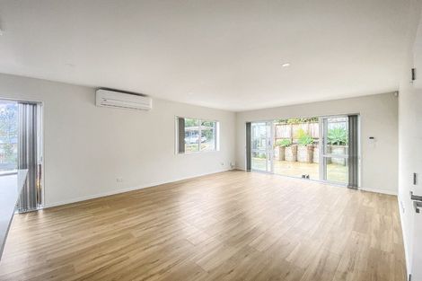 Photo of property in 83c Glengarry Road, Glen Eden, Auckland, 0602