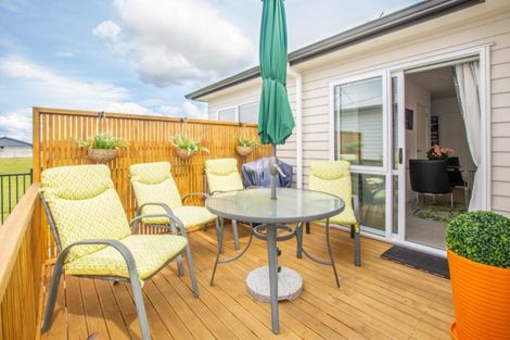 Photo of property in 11 Kamahi Crescent, Papamoa Beach, Papamoa, 3118