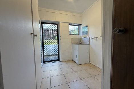 Photo of property in 73 Redoubt Road, Goodwood Heights, Auckland, 2105