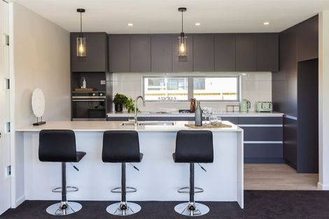 Photo of property in 7 Kingsbridge West, Burwood, Christchurch, 8083