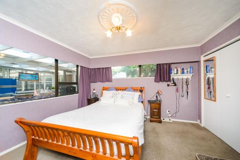 Photo of property in 1 Nuku Street, Tangimoana, 4822