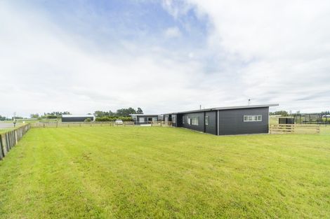 Photo of property in 15 Highland View Drive, Tokomaru, Palmerston North, 4474