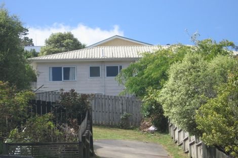 Photo of property in 2/4 Antrim Grove, Bayview, Auckland, 0629
