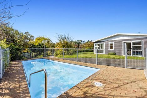 Photo of property in 80 Greenwood Road, Havelock North, 4130