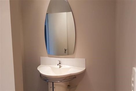 Photo of property in 103 Island Bay Road, Beach Haven, Auckland, 0626