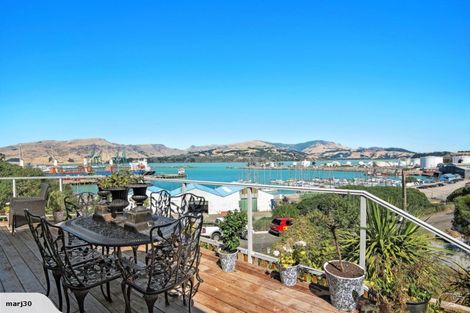 Photo of property in 1 Simeon Quay, Lyttelton, 8082