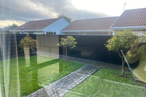 Photo of property in 4/4 Broadbent Street, Riccarton, Christchurch, 8041