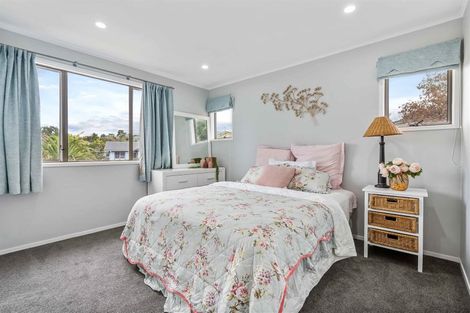 Photo of property in 108 Weatherly Road, Torbay, Auckland, 0630