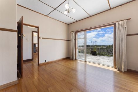 Photo of property in 88 Mangorei Road, Strandon, New Plymouth, 4312