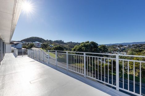 Photo of property in 99 Akaroa Drive, Maupuia, Wellington, 6022
